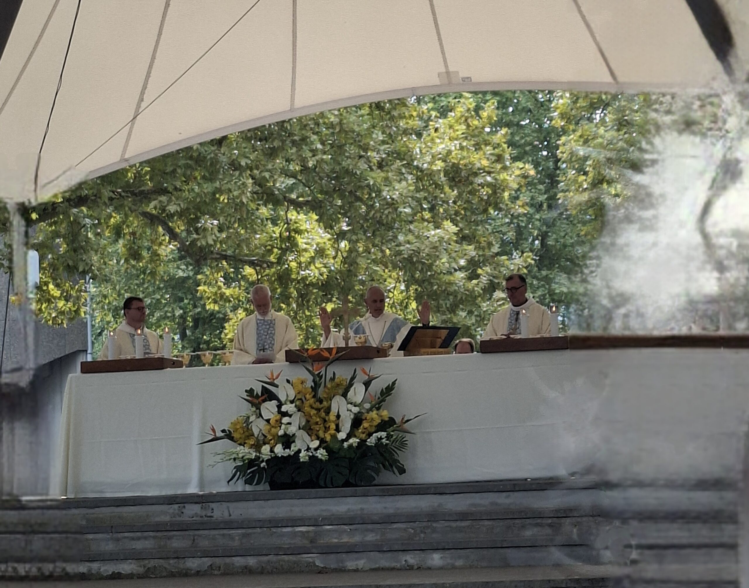 Lourdes : 20 000 pèlerins à la Messe internationale de l’Assomption au Sanctuaire pour le 15 Août